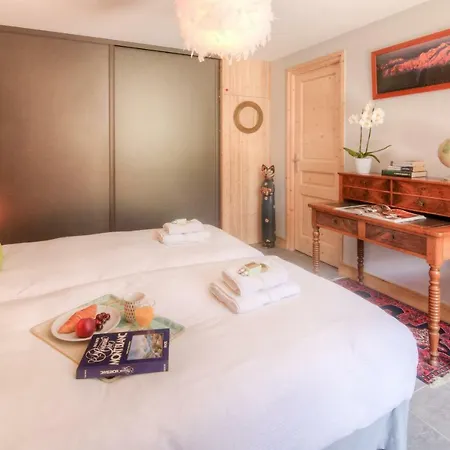 Les Bossons Sleeps 4 *